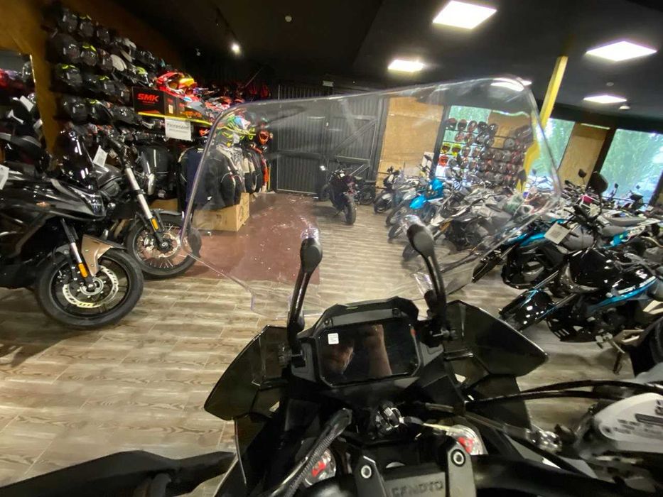 Мотоцикл CFMOTO 700MT