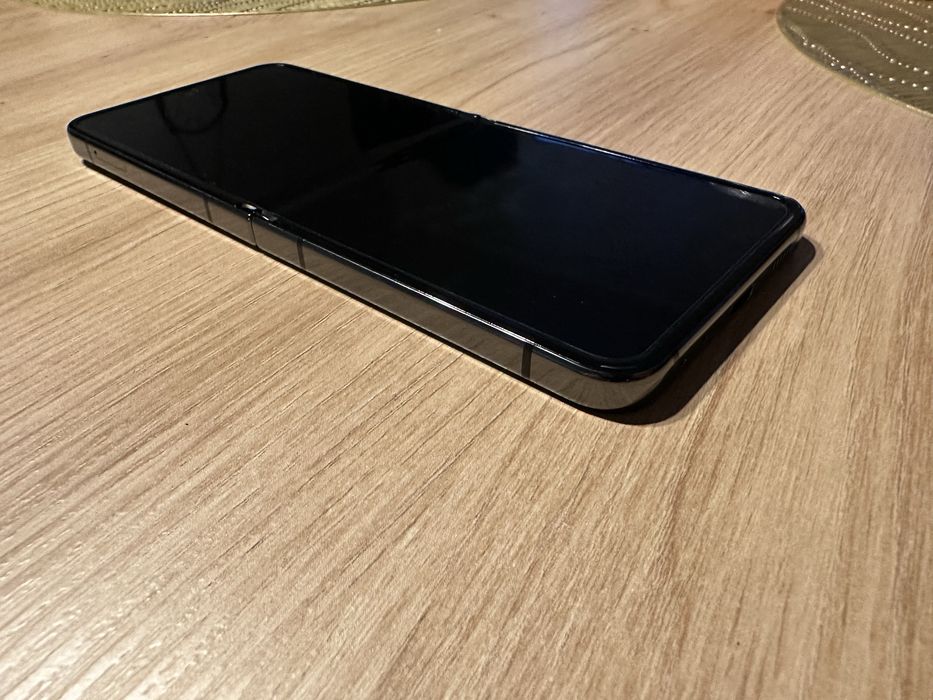 Samsung z flip 5