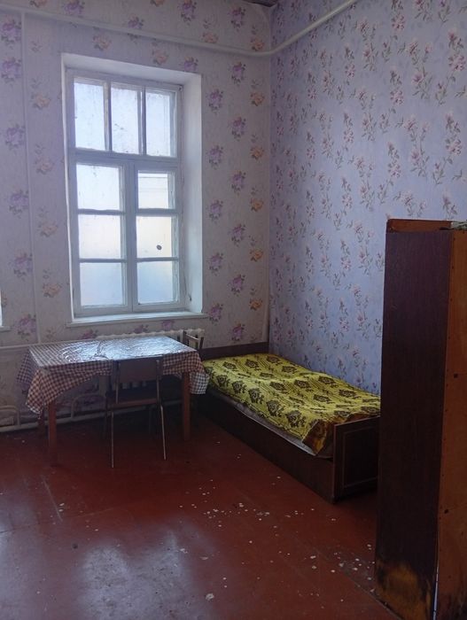 Актуально!Кімната без комуналки без страхової суми  в гуртожитку центр