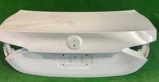 Alfa Romeo Giulia кришка багажника багажник багажне відділення PXL PXN