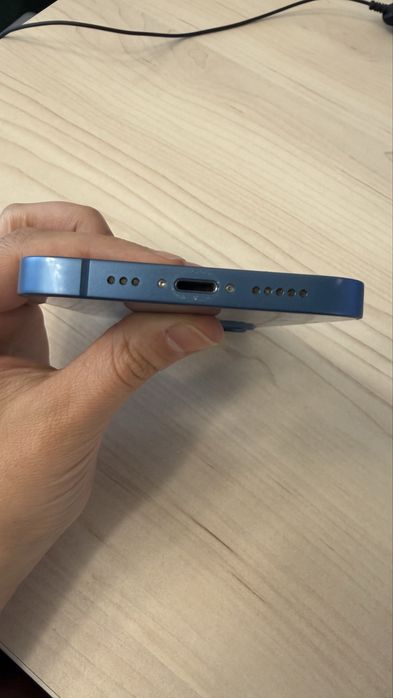 Смартфон Iphone 13 128gb без ремонтів