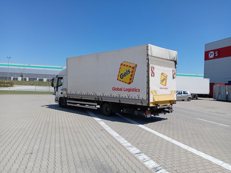 Iveco eurocargo 18 pal z windą