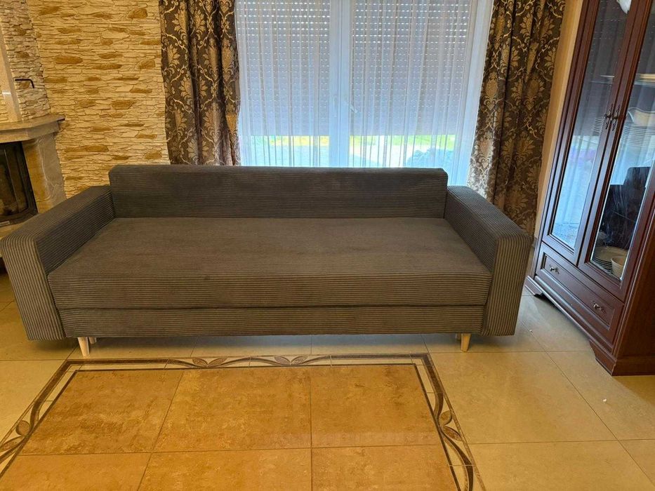 Sofa Elena widoczna na zdjęciu dostępna od ręki !