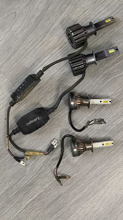 Kit Lâmpadas LED Auto (2 Pares) - Médios e Máximos