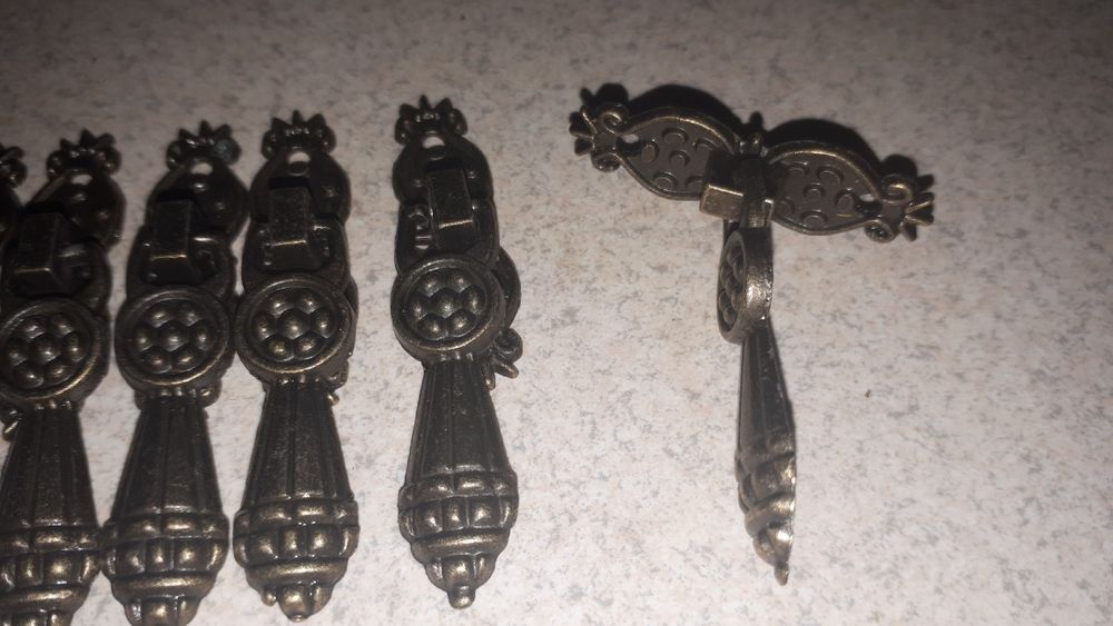 Urocze szyldy do szafek, szuflad