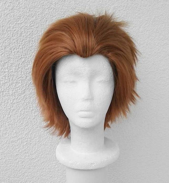 Brązowa krótka męska peruka bez grzywki z zaczesem cosplay wig brązowy