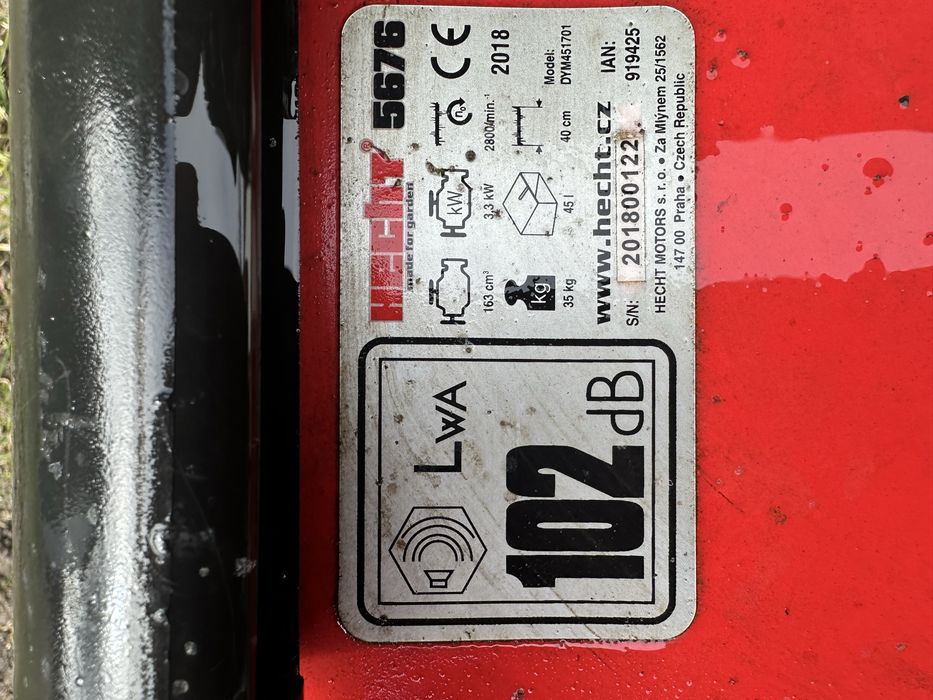 Wertykulator Hecht   silnik B&S 5,5KM