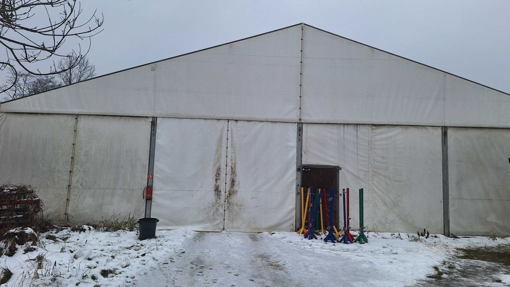 Sprzedam halę namiotową 20 m x 25 m