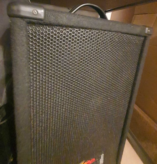 Kolumny EV Force z końcówką EV Q44