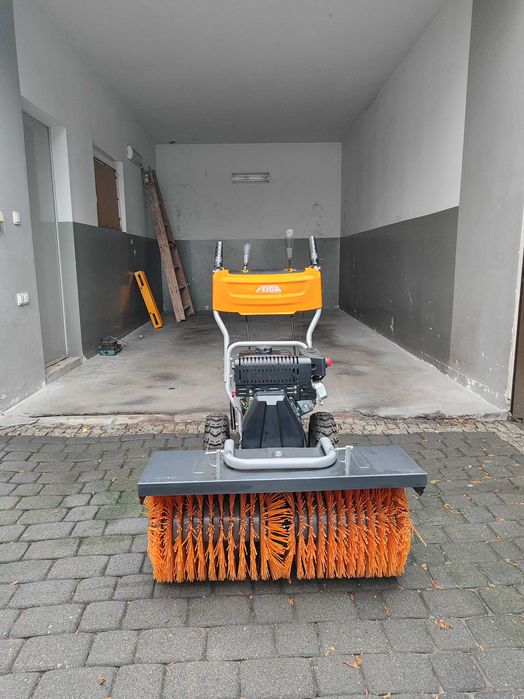 zamiatarka spalinowa stiga SWS 800G