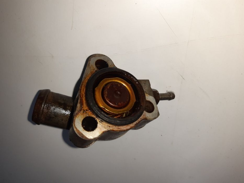Kawasaki klx 650c 93-96r dekiel pokrywa pompy wody termostat części