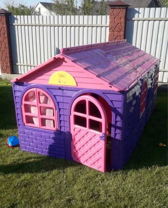 Набір дитячий будиночок гірка пісочниця стіл та стільці гойдалка