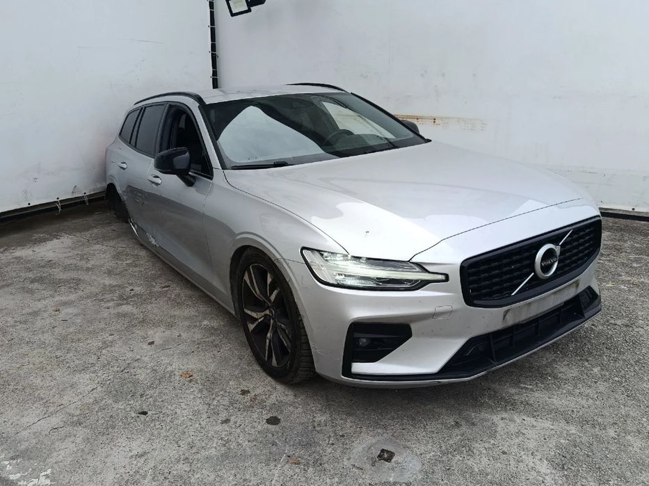 Frente completa VOLVO V60 II (225)