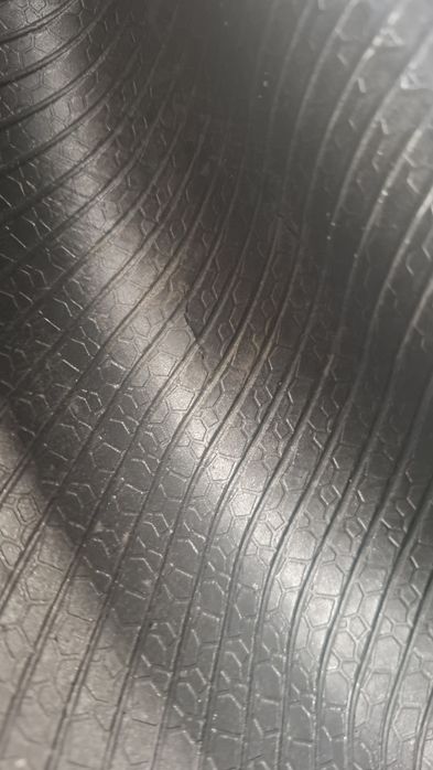 Продаю б/в Continental ContiVikingContact 7 225/50 R17 98T