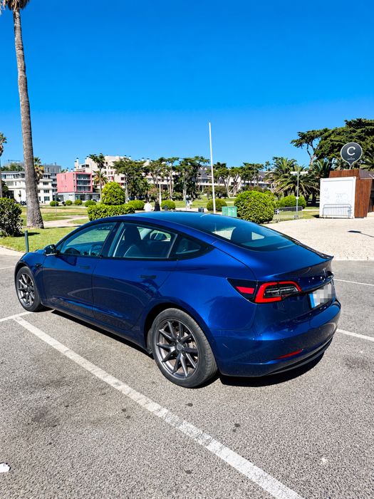 Tesla Model 3 Azul
