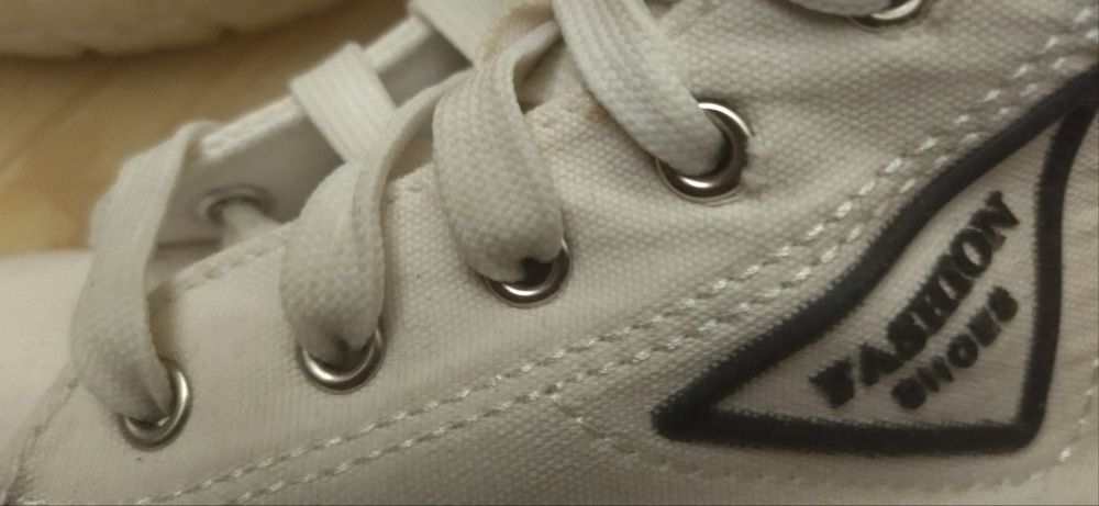Sneakersy  BUONAROTTI  rozmiar 38