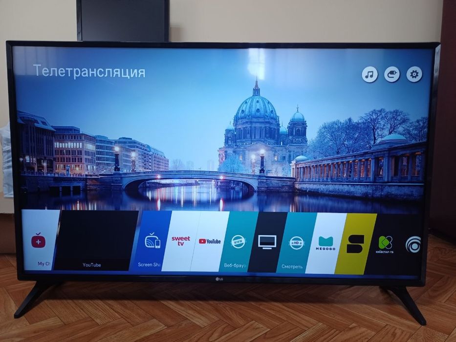 Телевізор LG 49UJ630V Smart TV UHD 4K 49”  (123 см)