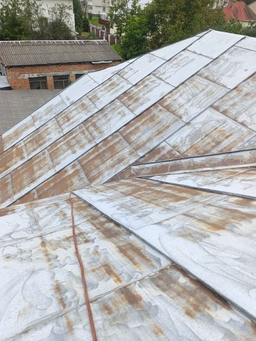 Фарбування дахів