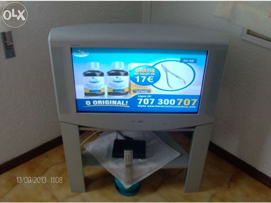 Tv sony triniton com movel