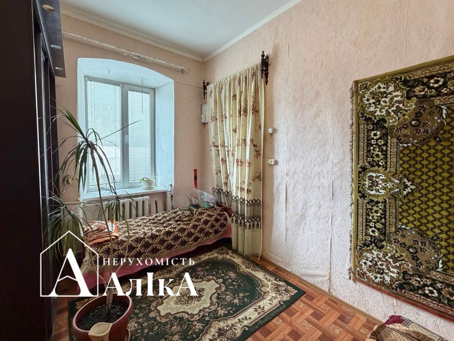 Продам 2 поверховий будинок на два входи