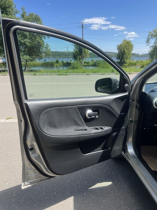 Nissan Note 2012