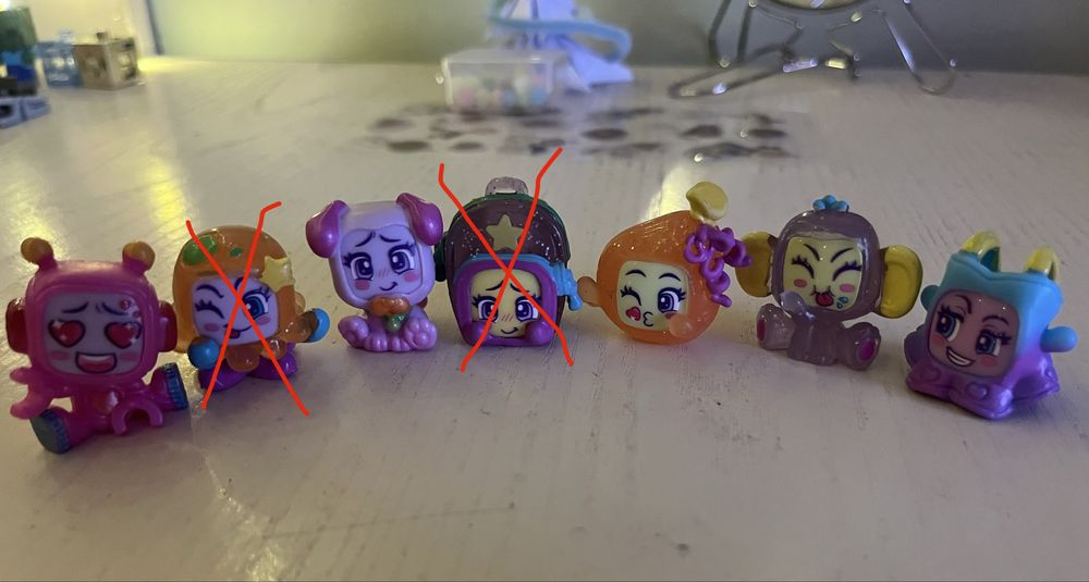 Фігурки Moji Pops