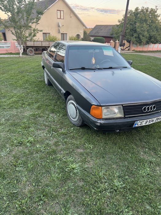 Продаю Audi сотку 1989р. 2.3 газ бензин