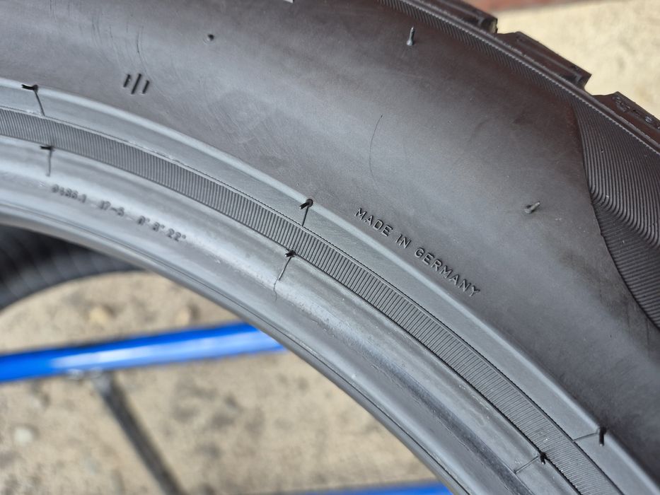 255/45/19 R19 Pirelli Sottozero 3 TO 4шт ціна за 1шт шини