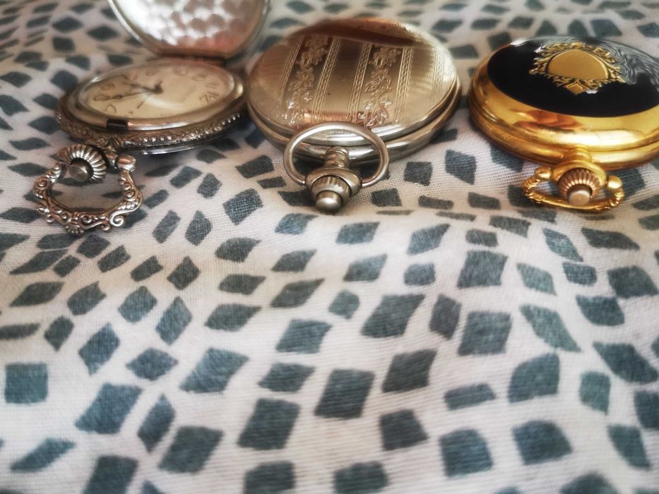 3 relógios de bolso muito bonitos marcas distintas