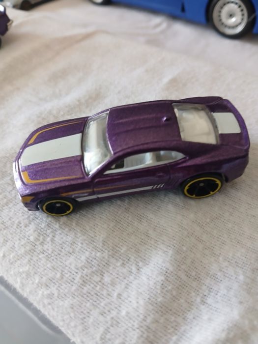 Hot wheels diversos