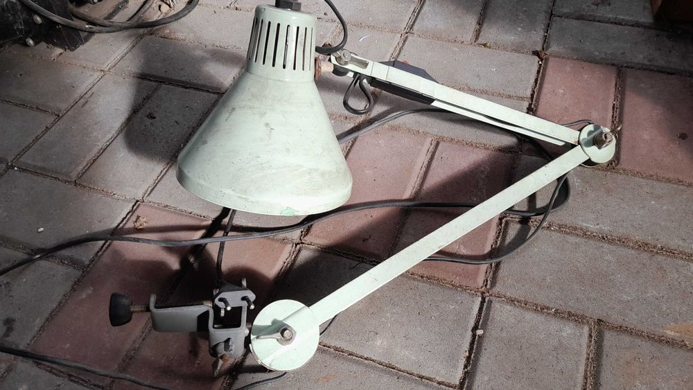 Lampa warsztatowa/biurkowa regulowana PRL OPT-I Skala