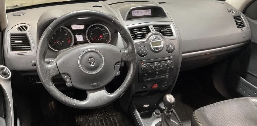 Renault Megane 1.5 dci 105cv - Sedan - Nacional