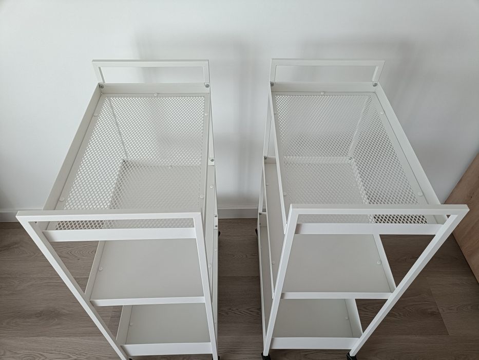 Carrinho branco NISSAFORS