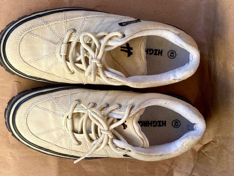 Tenis casual off road