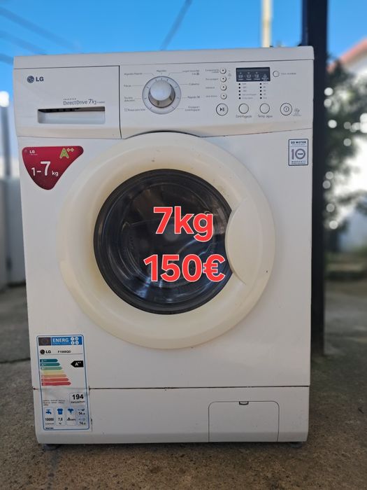 Várias máquinas de lavar