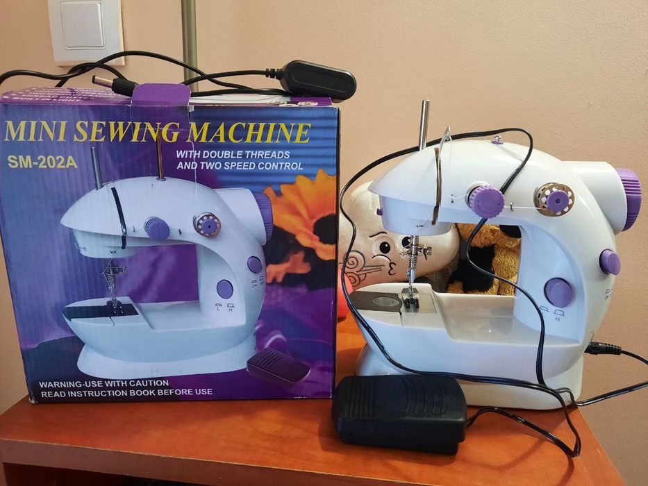 Maszyna do szycia (mini)