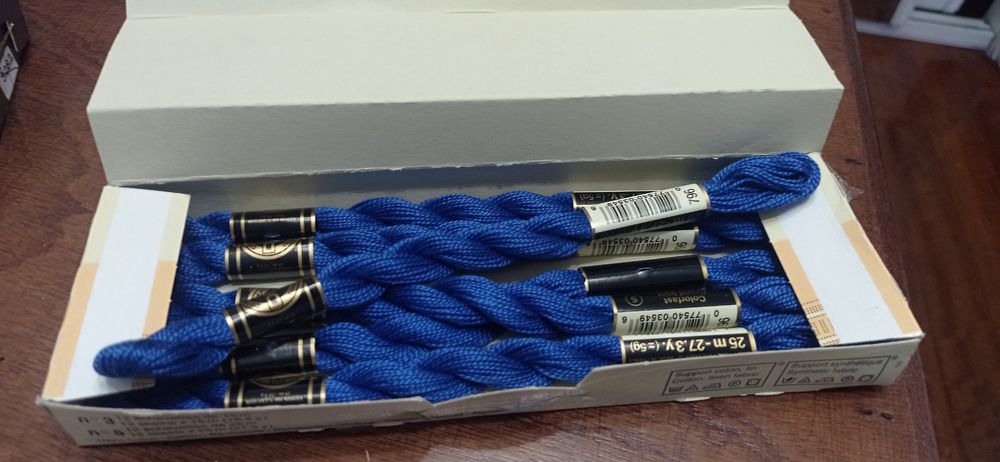 Linhas bordados - DMC perlé 5