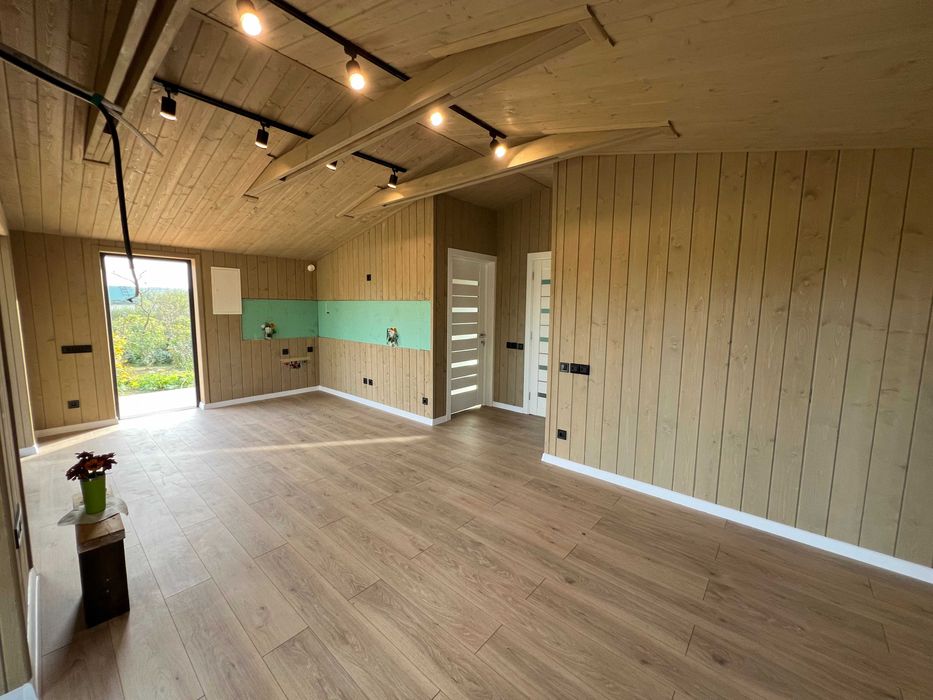 Каркасний будинок 52 м2 з терасою. Фундамент та меблі під ключ