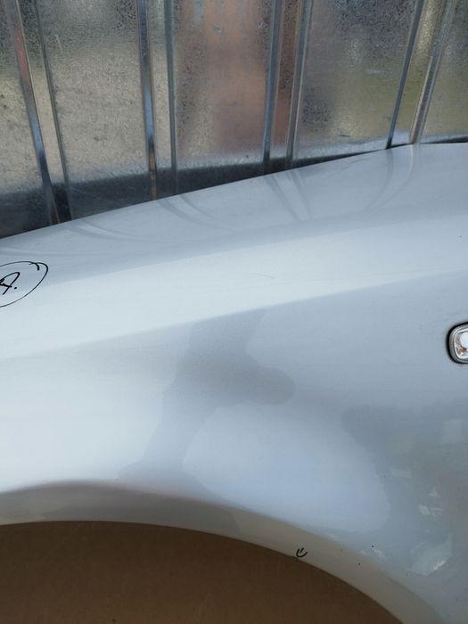 blotnik lewy przod audi a4 b7 cabrio 2004-2008 kolor ly7w
