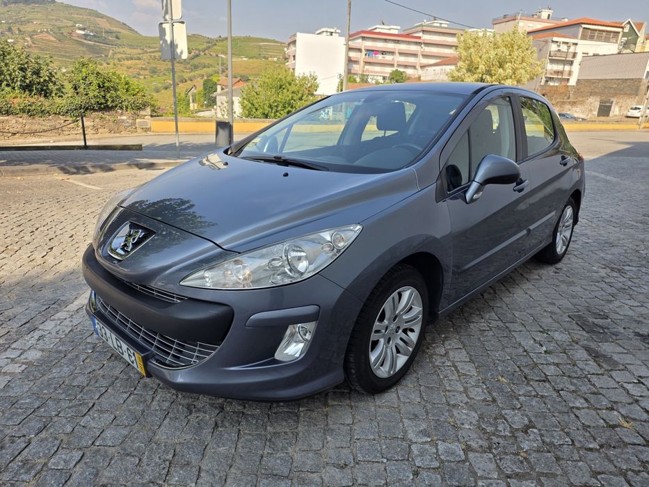 Vendo carro impecável