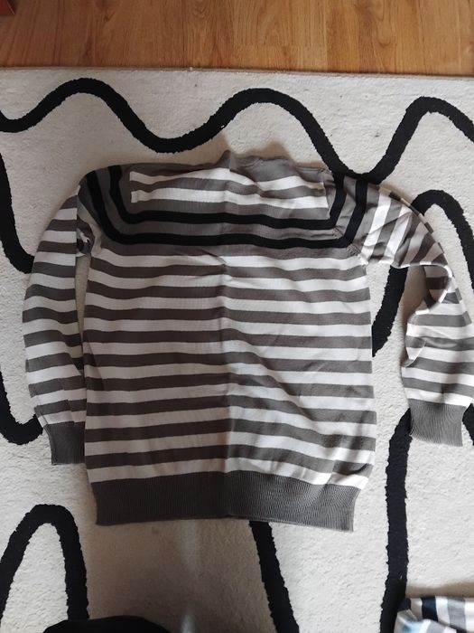 Зимовий светер Here