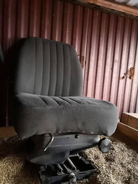 Sprzedam fotel, siedzenie do ursusa, zetora seria ciężka,