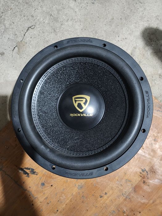 Сабвуфер Rockville
