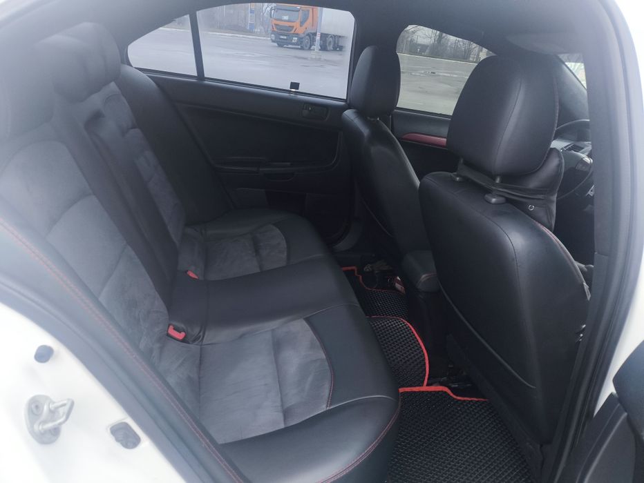 Mitsubishi Lancer X ( Ланцер 10)