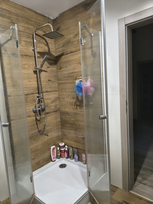 Kabina prysznicowa 90x90+brodzik