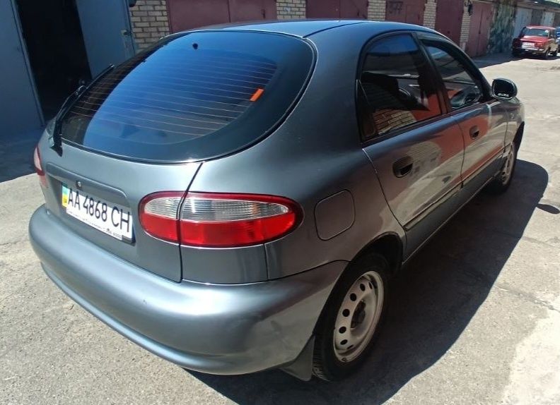 Автомобіль Dаewoo Lanos