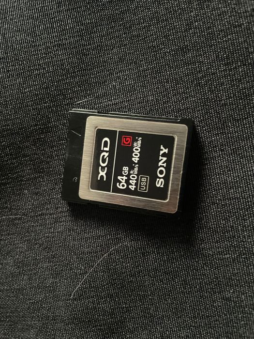 Nikon Z6 + FTZ + Lente 24-70mm/4S + EXTRAS (na descrição)