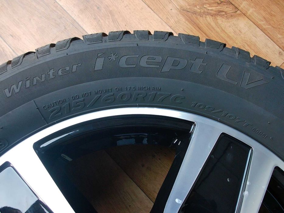 Hankook Winter Icept LV RW12  215/60/17C 109/107T z 2025r Nowe-Demo!