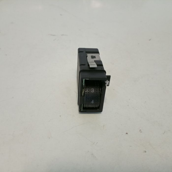 Regulador de aquecimento de banco - VOLKSWAGEN NEW BEETLE (9C1, 1C1) | 98 - 10