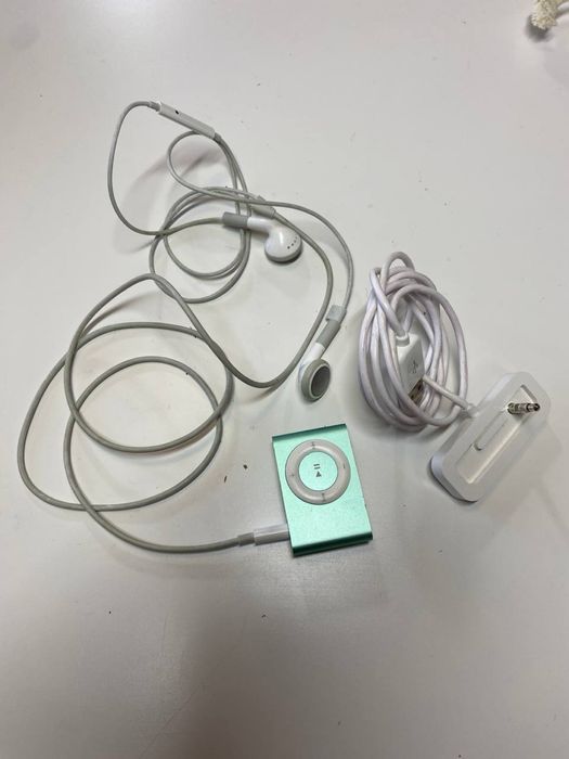 ipod shuffle 2nd generation A1204